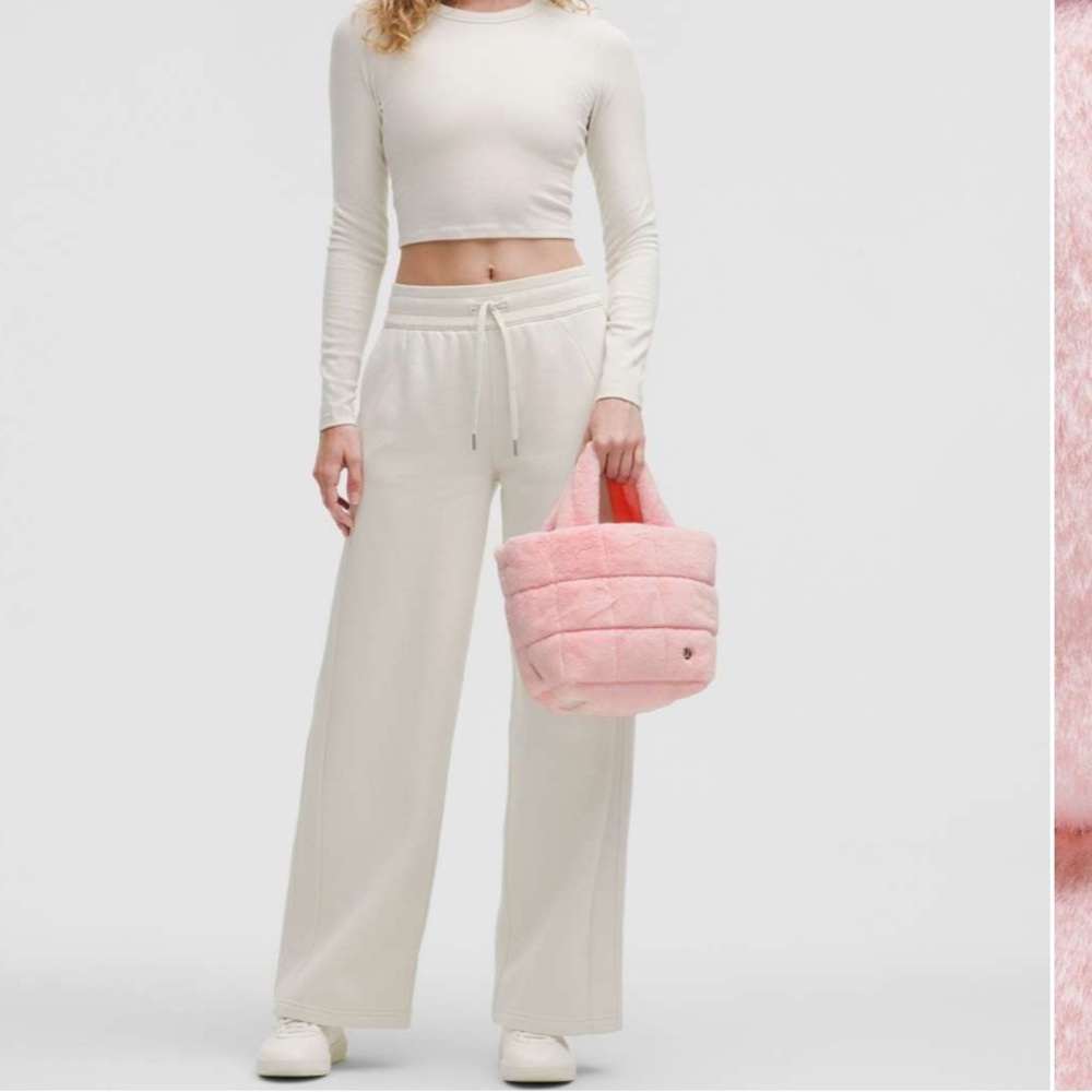 Lululemon Pink Quilted Grid Tote Plush Fleece Brand New